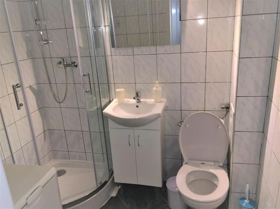 57 Lobzowska Bright Apartment Krakow Ngoại thất bức ảnh