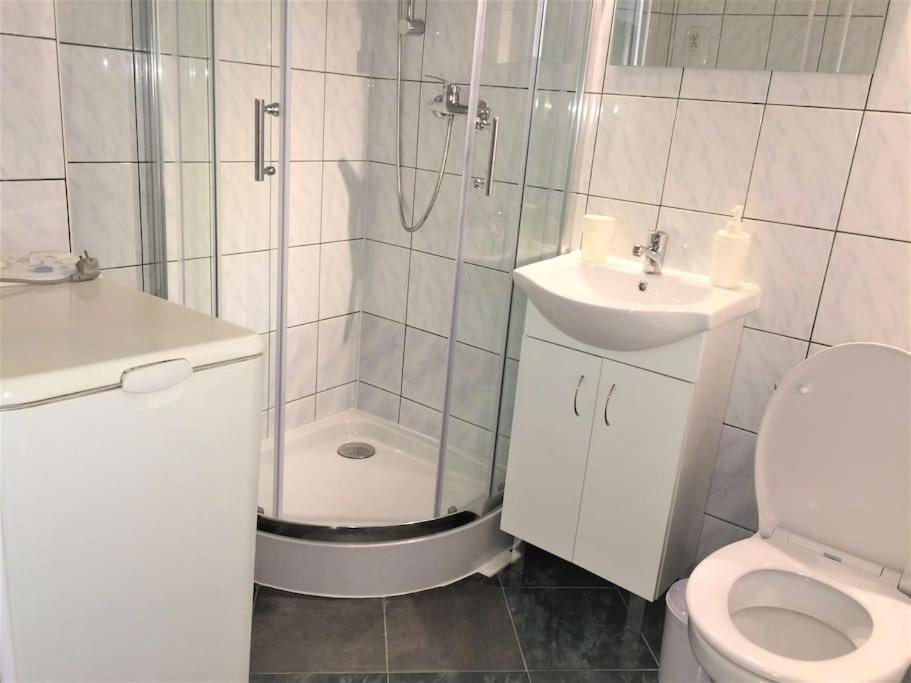 57 Lobzowska Bright Apartment Krakow Ngoại thất bức ảnh